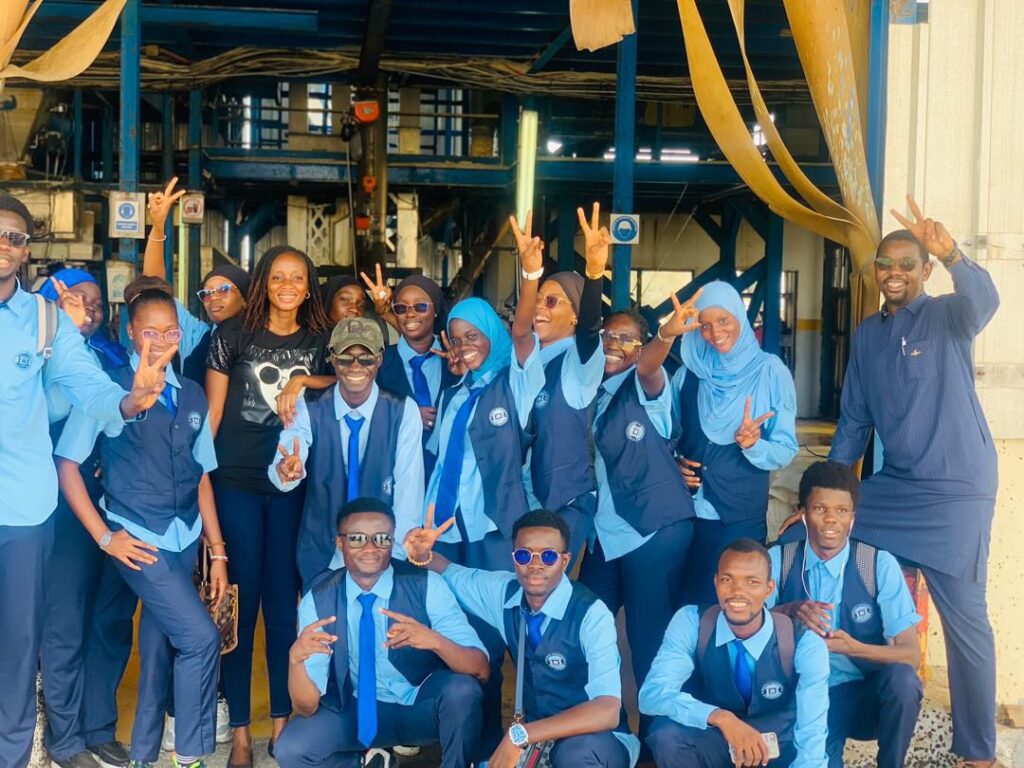 whatsapp image 2025 12 04 a 17.20.35 aa6f6729.jpg